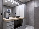 V industriáln koncipované koupeln dokonale ladí solitérní umyvadlo Tondo...