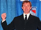 Wayne Gretzky práv oznámil konec své hráské kariéry.
