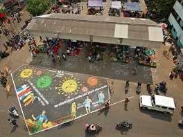 Graffiti namalovaná na ulici indického msta ennaí mají pimt místní idie,...