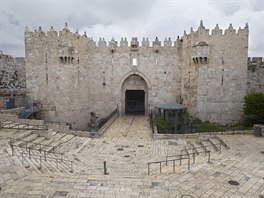 Velikononí Jeruzalém zstal kvli koronaviru prázdný. Na snímku Damaská...