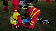 V Beskydech pomáhali záchranái zranné en.. (18. dubna 2020)