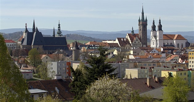 Kostel v Klatovech je národní památkou, ochranu získaly i katakomby