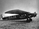Po adaptaci na osobní dopravu létal první exemplá (prototyp) Aera A.35 u SA...