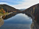 Leteck� pohled na p�ehradu Kameni�ka.