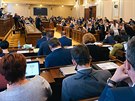 Úterní jednání Snmovny oima poslance TOP 09 Dominika Feriho. (21. dubna 2020)