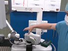 Fakultn� nemocnice vyu��v� unik�tn� digit�ln� mikroskop