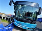 idi autobusu MHD s devíti pasaéry havaroval v úterý ráno na Frýdlantských...