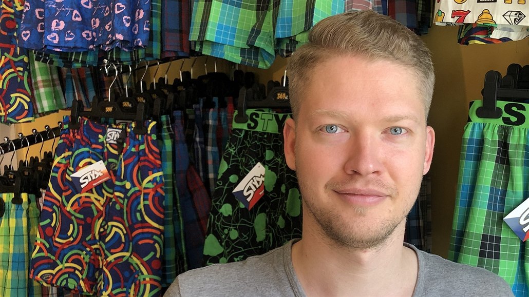 Adam Rožánek je spolumajitelem české módní značky spodního prádla Styx. 