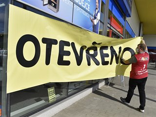 V nákupním centru na okraji Břeclavi mohly znovu otevřít všechny provozovny,...