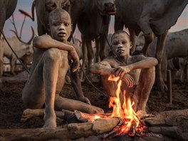 Tyto neuvitelné snímky zachycují kmen Mundari z Terekek v jiním Súdánu....
