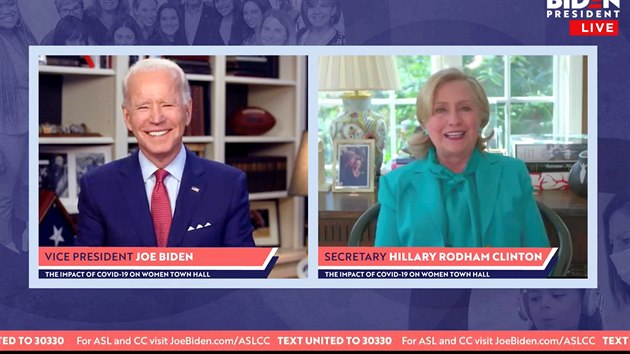 Prezidentsk kandidtka demokrat r roku 2016 Hillary Clintonov reaguje v televiznm penosu Joe Bidenovi k vtzstv v primrkch ve stt Ohio. (28. dubna 2020)