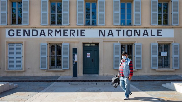 Oblben cl turist ve Francii Saint-Tropez byl loni kvli koronaviru vylidnn. (16. dubna 2020)