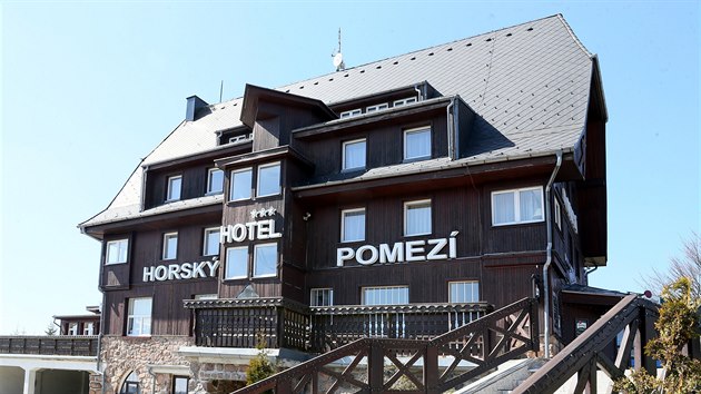 Horský hotel Pomezí na Cínovci chce otevřít hned, jakmile to vláda povolí, zatím je termín 8. června.