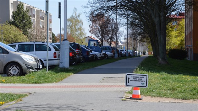 Cedule byla na mst jen krtce bhem aplikace, i podle nvodu vrobce by pitom napklad zvata nemla bt na plochu poutna nejmn deset dn. (duben 2020)