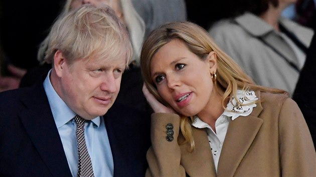 Boris Johnson a Carrie Symondsov (Londn, 7. bezna 2020)