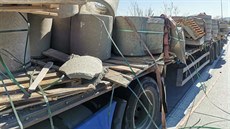 Na 21. kilometru Praského okruhu se z nákladního auta vysypal náklad, najelo...