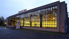 Píkladem je Mstská sportovní hala v Otrokovicích ve Zlínském kraji.