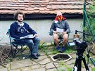 Jií Panzner a Vojtch Dvoák se pipravují na veerní stream Podkroví Live!