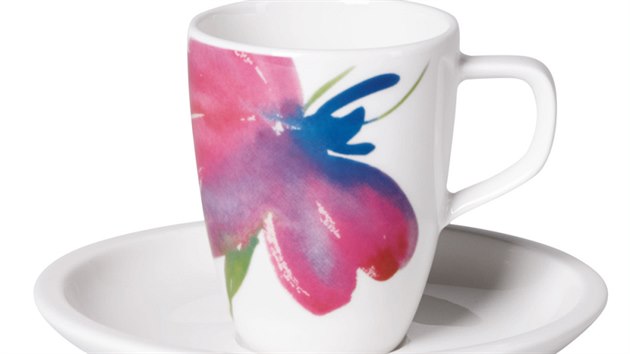 Espresso lek s podlkem z kolekce Artesano Flower Art od Villeroy & Boch. Cena: 580 K