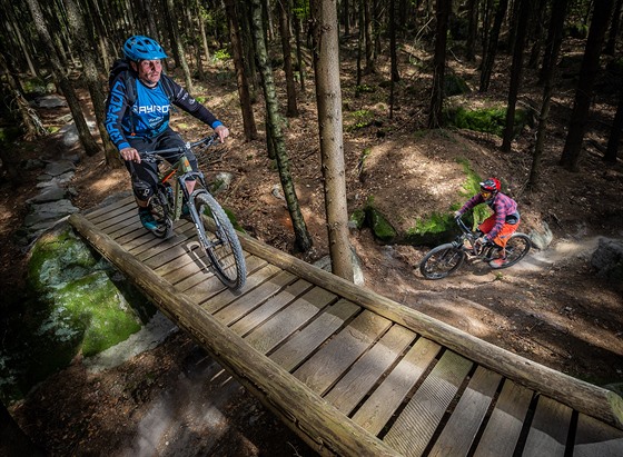 Na piáku chtjí v bikeparku postavit novou tra, která bude lehká a vhodná i pro rodiny s dtmi.