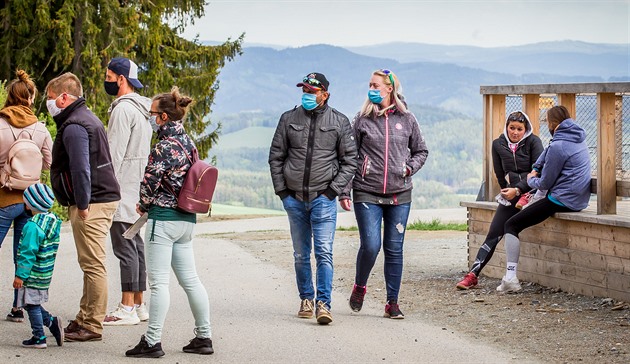 Vtina turist u Lipna nosila rouky.