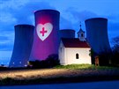 Projekcí srdce s kíem na chladicí ve Jaderné elektrárny Dukovany autoi z...
