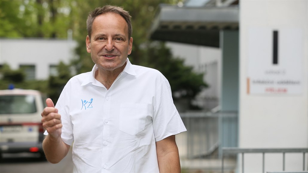 Letní infekce mají nyní těžký průběh, pozor na kuřecí maso, varuje lékař
