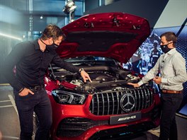 Premira Mercedesu-AMG GLE 53 4MATIC+ probhala v showroomu v Praze na Chodov...