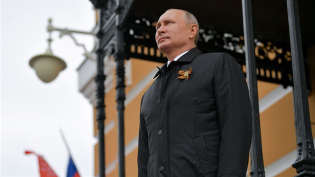 Rusk prezident Vladimir Putin pi pleitosti oslav 75. vro porky nacistickho Nmecka a konce druh svtov vlky. (9. kvtna 2020)