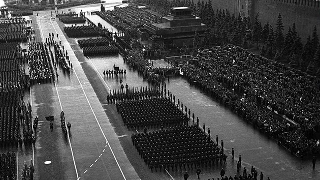 Pehldka vtzstv v roce 1945 v Moskv