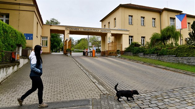 Pesun brnnsk farmaceutick fakulty pod kdla Masarykovy univerzity bude pouze formln, i nadle se bude vyuovat v arelu na Palackho td.