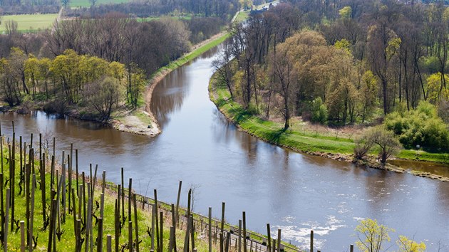 Pohled na soutok na soutok řek Labe a Vltava