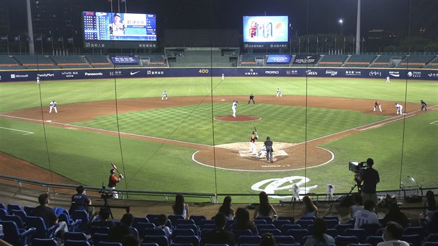 Na Tchaj-wanu u zase mohou na baseball chodit divci.