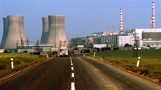 Jaderná elektrárna Dukovany v říjnu 1985