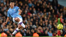 �pan�lský fotbalový zálo�ník Rodri b�hem utkání Manchesteru City s Sheffieldem...
