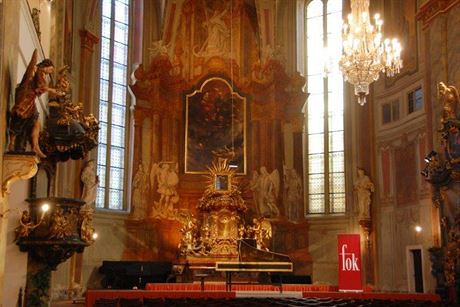 Kostel byl v 80. letech 20. století zrekonstruován pro úely koncertních...