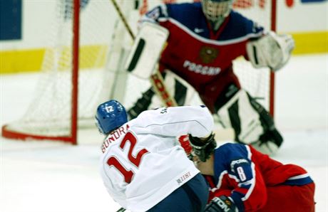 Peter Bondra rozhodl finále mistrovství svta v hokeji 2002 proti Rusku....