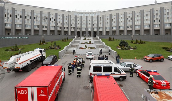 Nemocnici Svatého Jiří na severním předměstí Petrohradu v úterý ráno zachvátil...