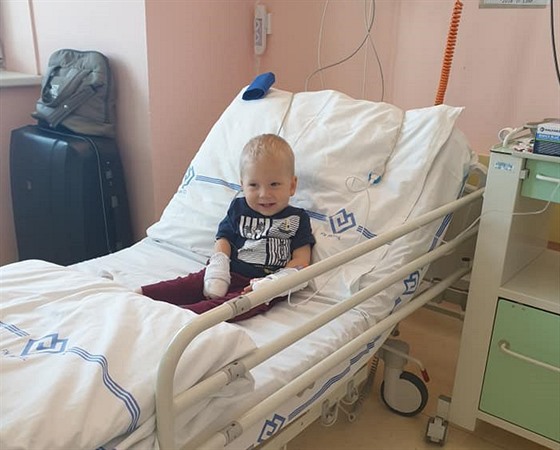 Téměř dvouletému Maxíkovi z Ostravy, jež trpí spinální svalovou atrofií, byl...