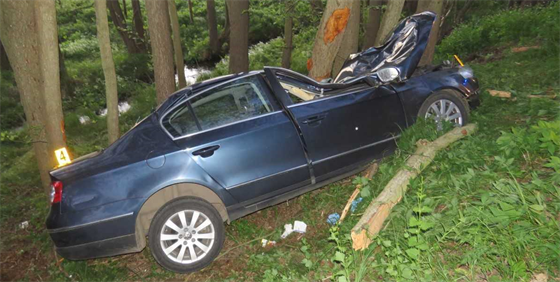 V neděli večer se stala vážná nehoda u obce Hromnice na Plzeňsku. Šofér...