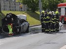 Po��r auta zastavil v Plzni dopravu na Prahu, v�z lehl popelem