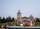 V anghaji se znovu otevel Disneyland. (11. kvtna 2020)