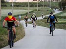 Cyklisté na stezce ve panlském mst Ronda (11. kvtna 2020)