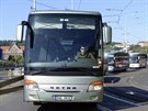 Kolem padesáti zájezdových autobus vyrazilo v úterý ráno na protestní jízdu...
