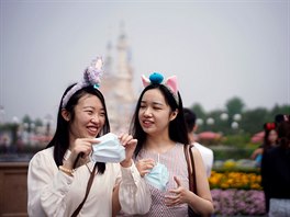 V anghaji se znovu otevel Disneyland. (11. kvtna 2020)