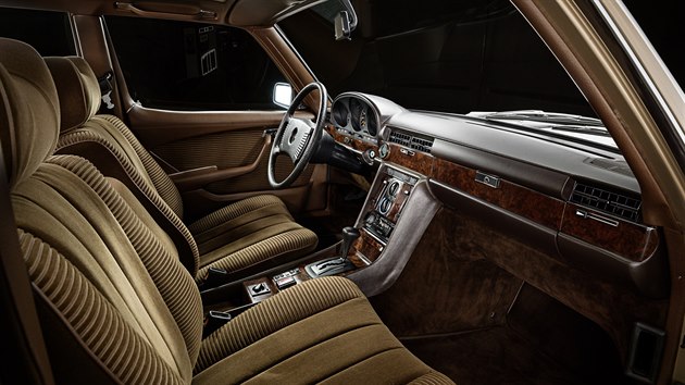 Sedmilitrovy Motor Pro Supermercedes Nejbohatsich Z Bohatych Zpozdila Krize Idnes Cz