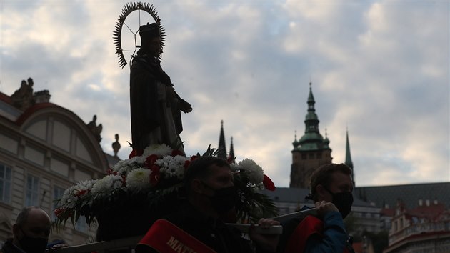 Tradin Svatojnsk slavnosti Navalis se v Praze uskutenily kvli koronaviru v okletn podob. (15. kvtna 2020)