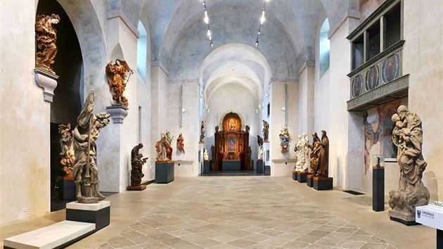 Kostel sv. Josefa v arelu bvalho kapucnskho kltera v Chrudimi dostal po letech chtrn novou podobu a slou nyn jako Muzeum baroknch soch.