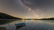 NASA vybrala snímek meteorického roje nad přehradou Seč od fotografa Petra...