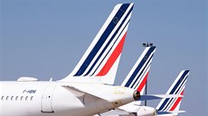 Letadla společnosti Air France uzemněná na pařížském letišti Orly. (duben -...